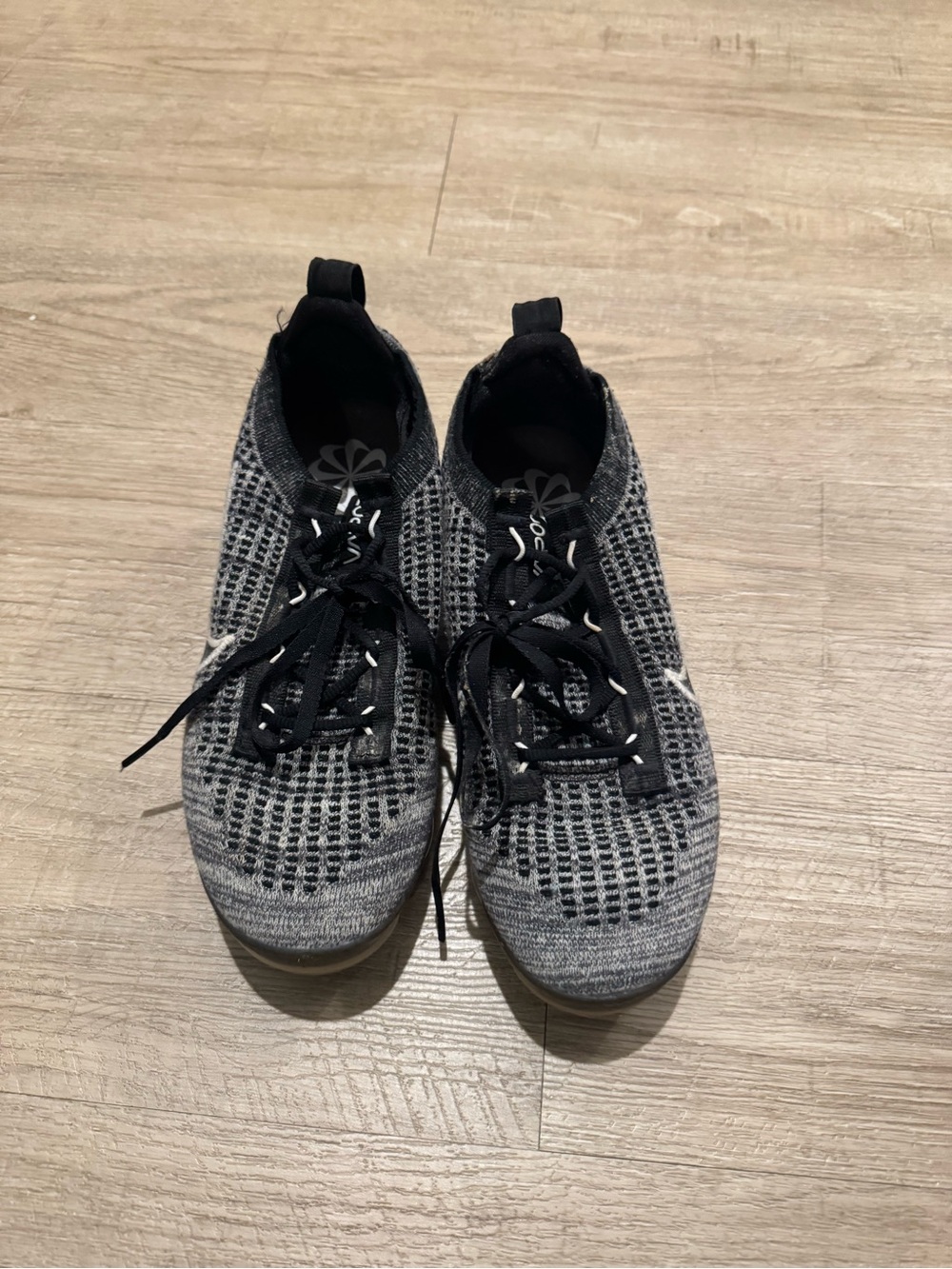 Nike Women's Vapormax Sneakers - Black/Grey